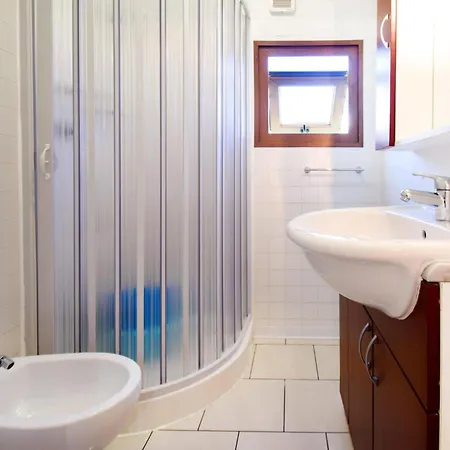 Semesterbostad 2 Bedroom Beautiful In *